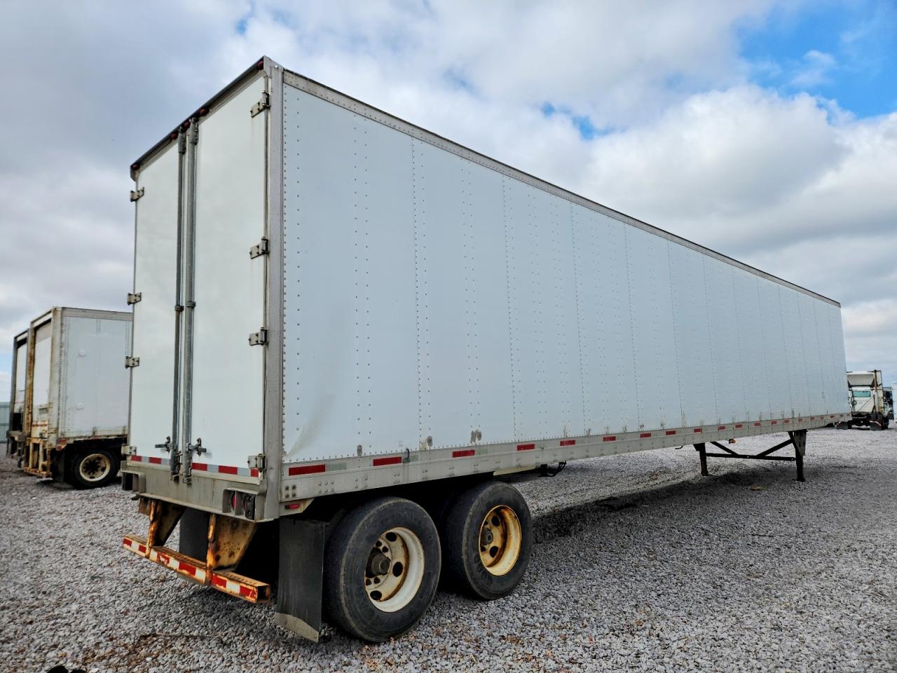 2006 UTILITY All models VIN 1UYVS25316P699607 photo 4