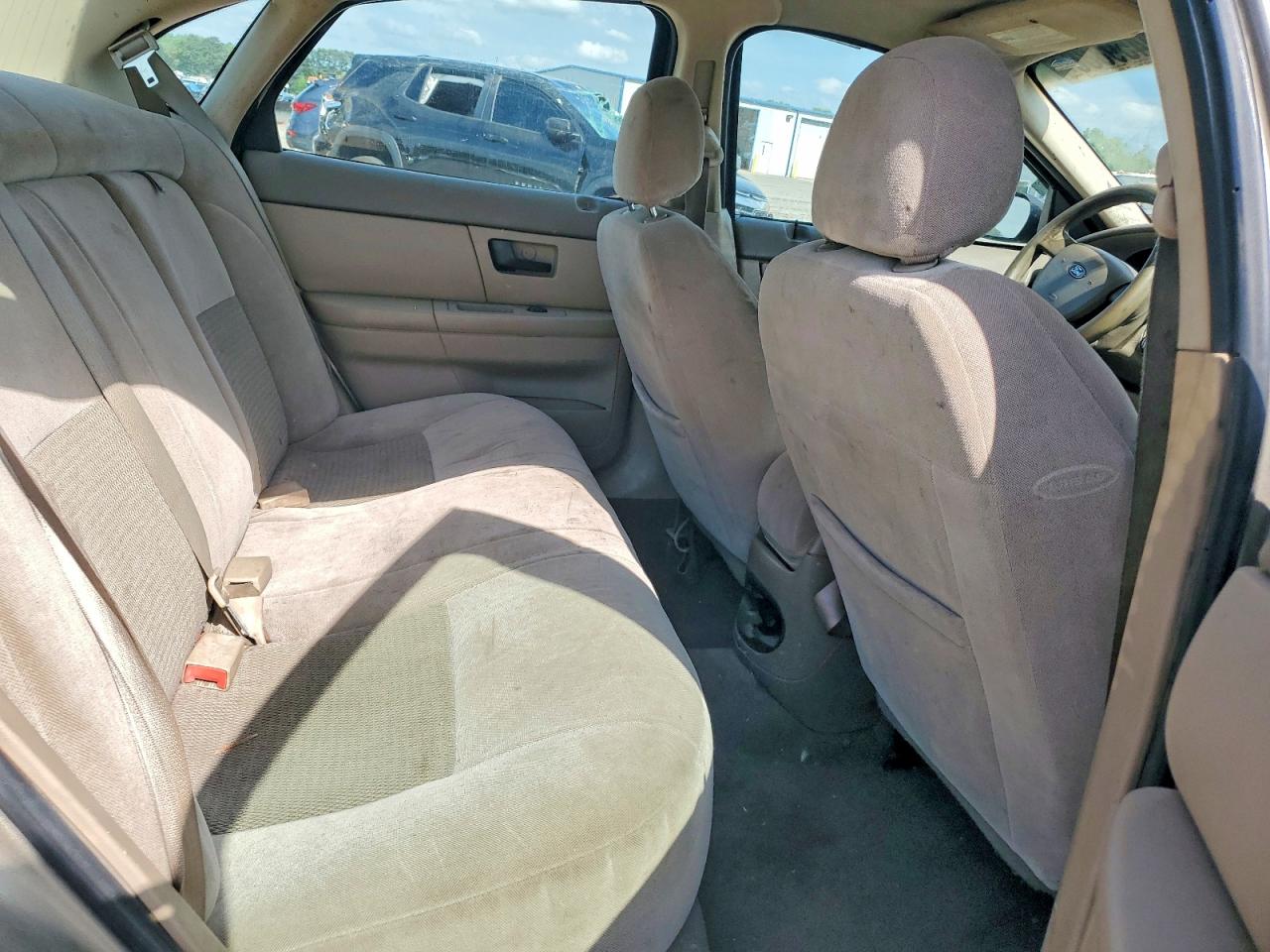 2006 Ford Taurus VIN 1FAHP53U56A185696 photo 10