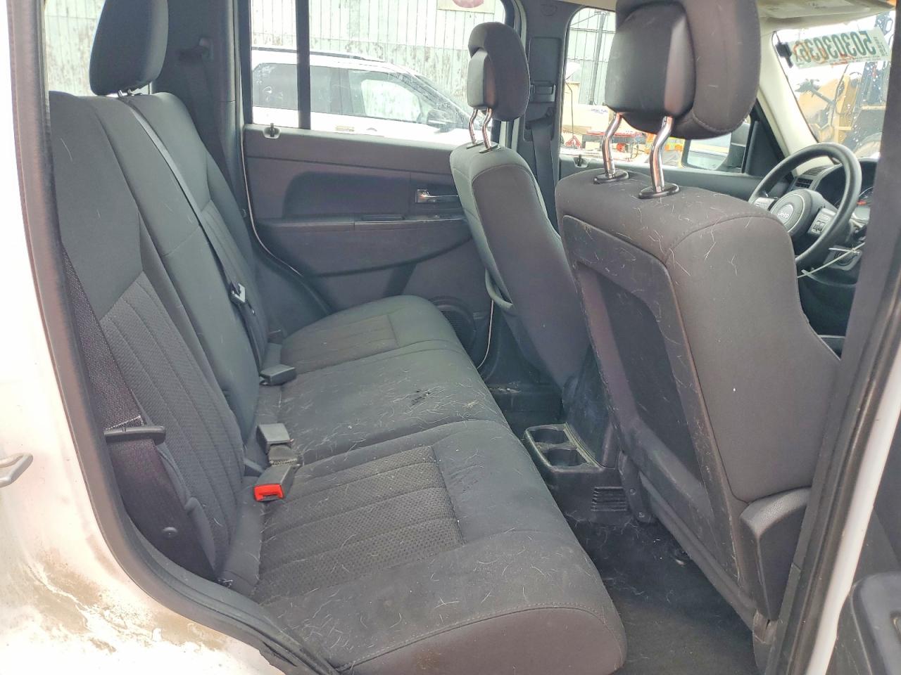 2012 Jeep Liberty VIN 1C4PJMAK9CW186996 photo 11