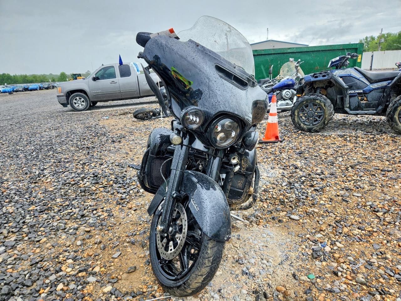 2021 HARLEY Fl VIN 1HD1KEF17MB661528 photo 2