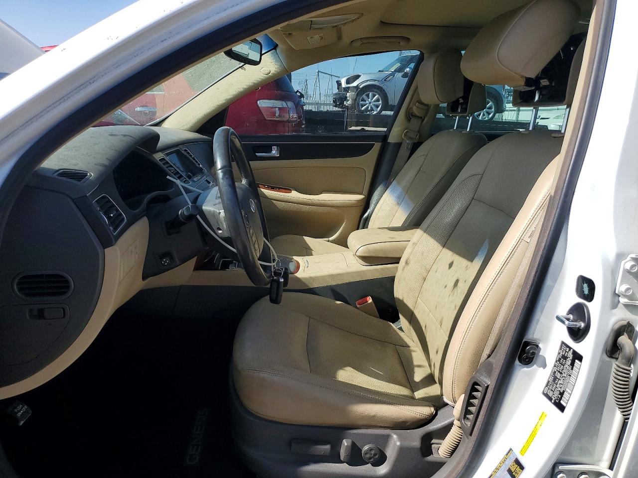 2012 Hyundai Genesis VIN KMHGC4DD3CU151501 photo 7
