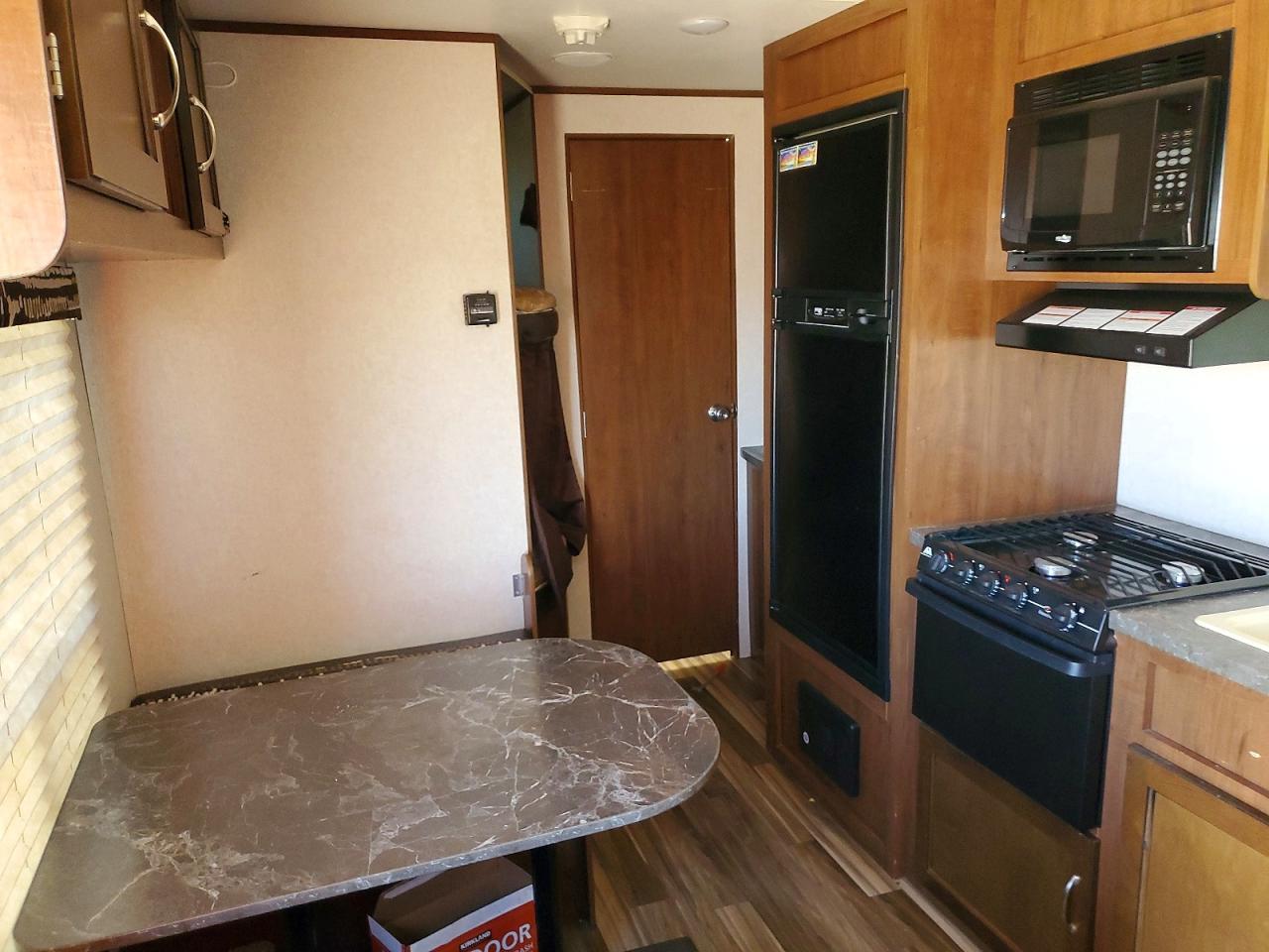 2017 JAYCO All models VIN 1UJBJ0BN6H77V0360 photo 6