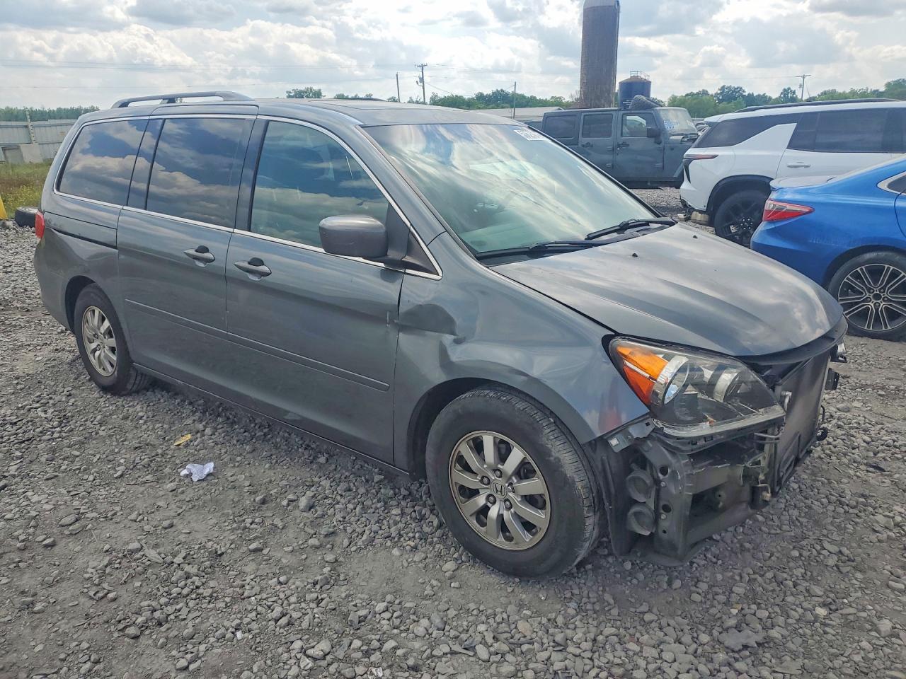 2010 Honda All models VIN 5FNRL3H79AB025841 photo 4