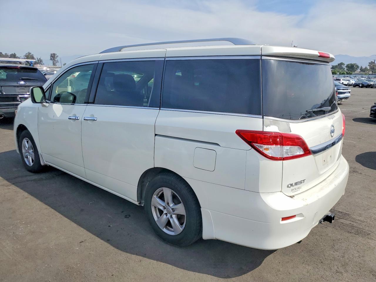 2013 Nissan Quest VIN JN8AE2KP3D9069850 photo 2