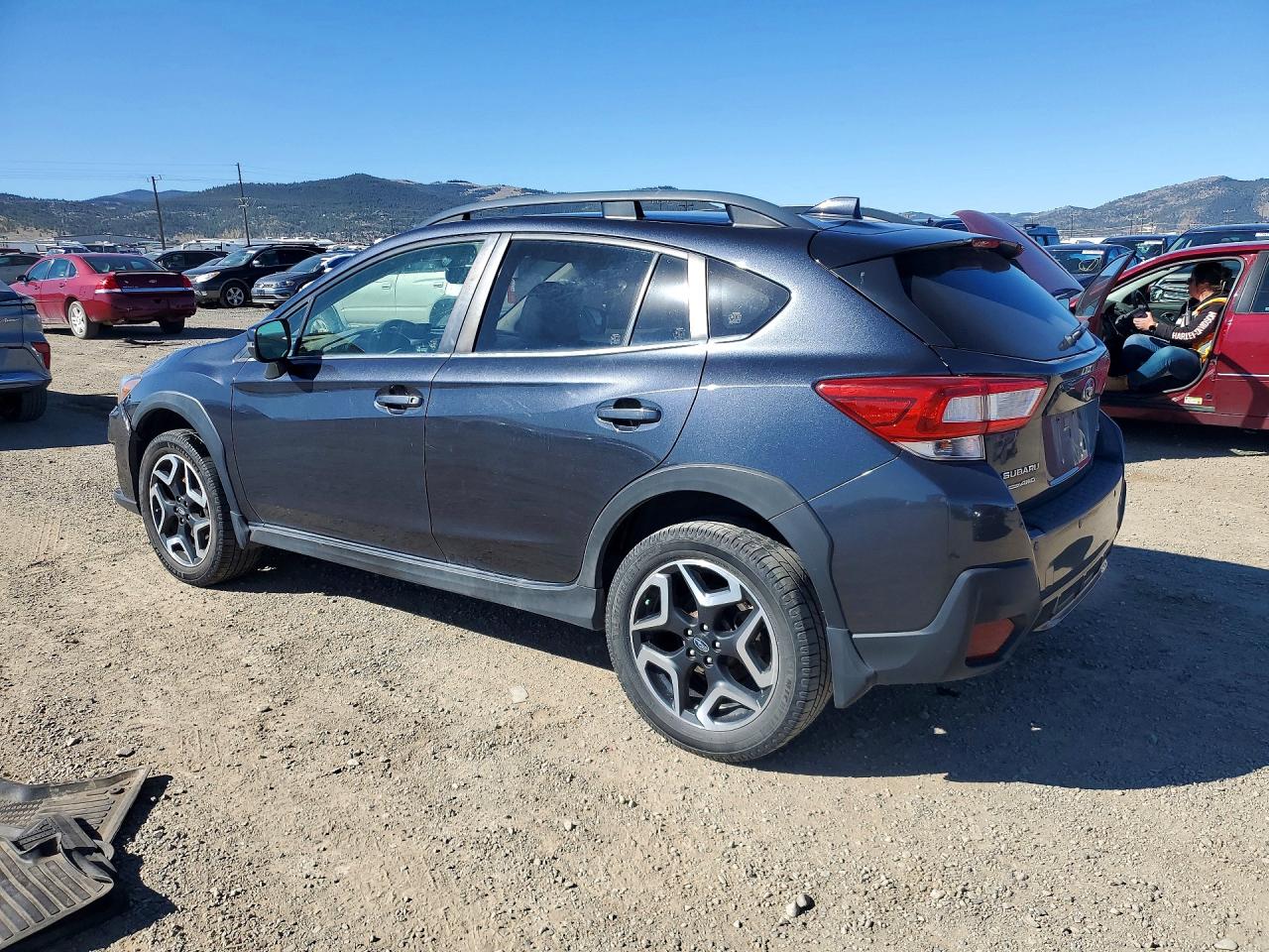 2019 Subaru Crosstrek VIN JF2GTAMC1K8357628 photo 2