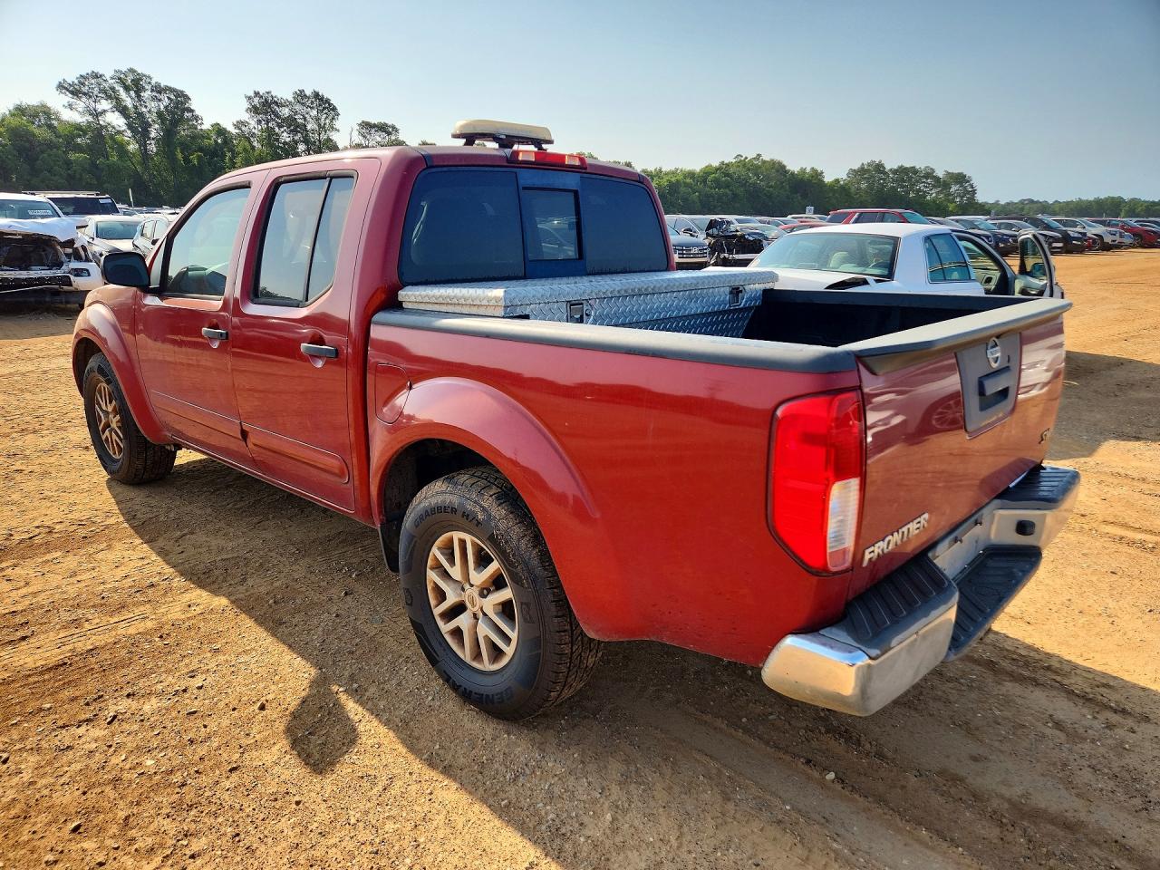 2016 NISSAN Frontier VIN 1N6AD0ER3GN784278 photo 2