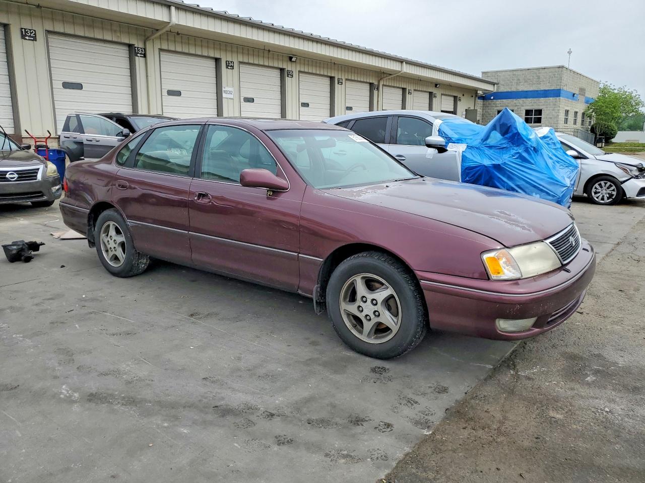1998 Toyota Avalon VIN 4T1BF18B7WU231767 photo 4