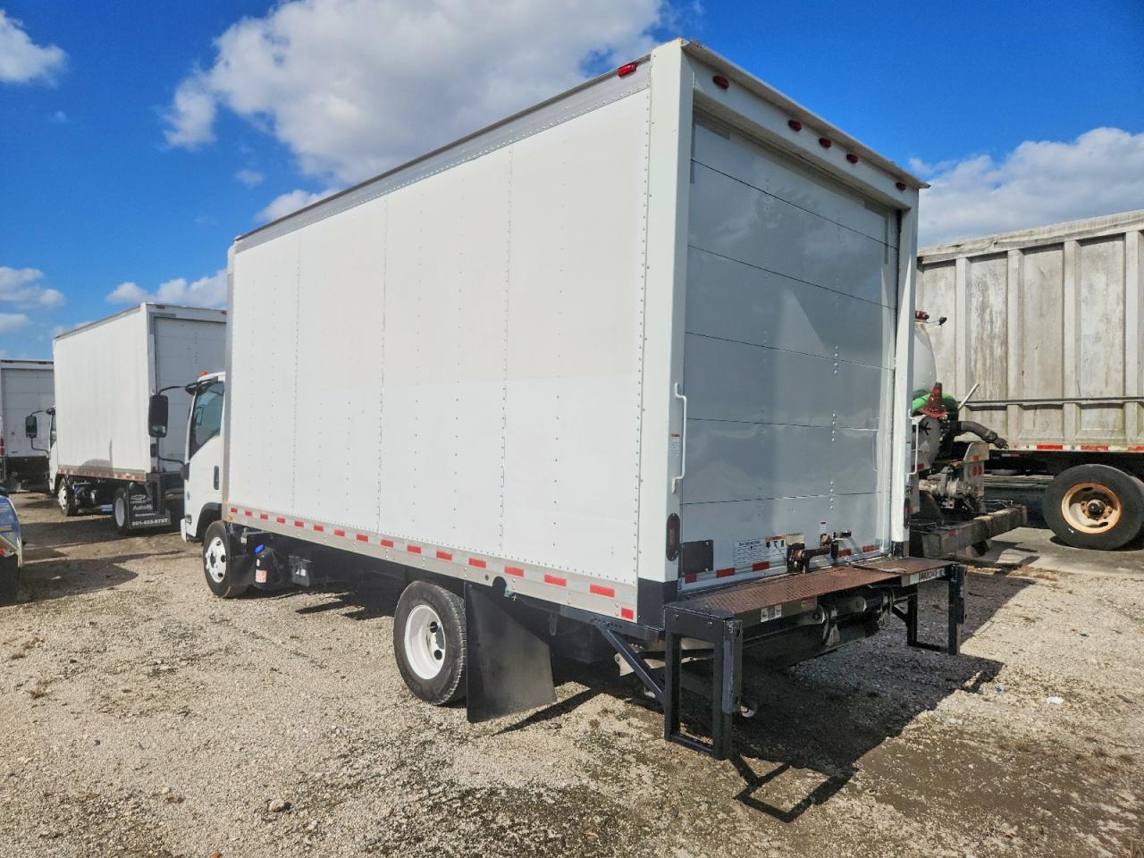 2019 ISUZU Npr VIN JALC4W161K7010715 photo 3