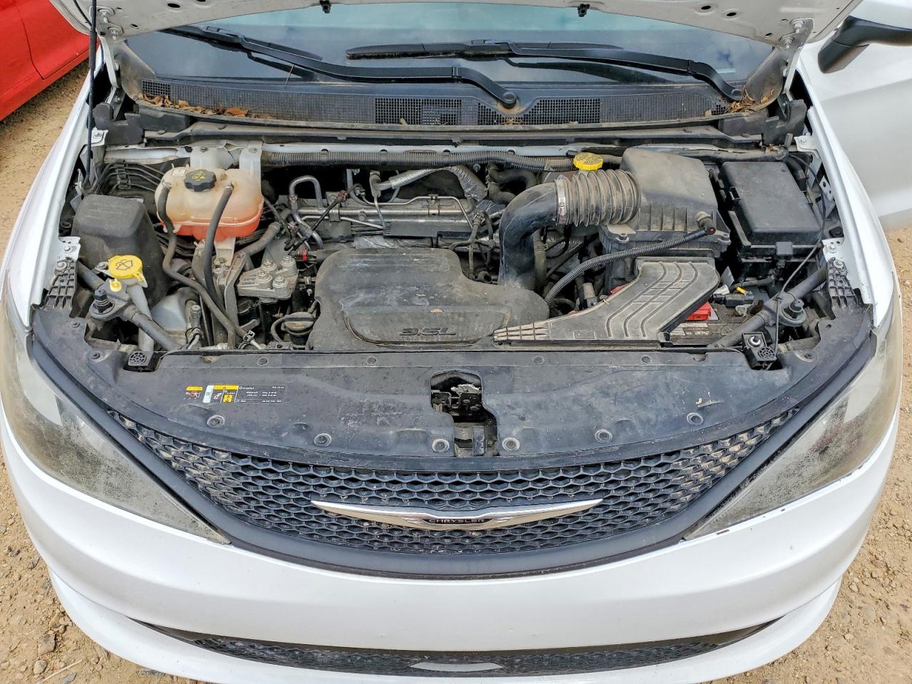 2022 Chrysler Minivan VIN 2C4RC1CGXNR105381 photo 12