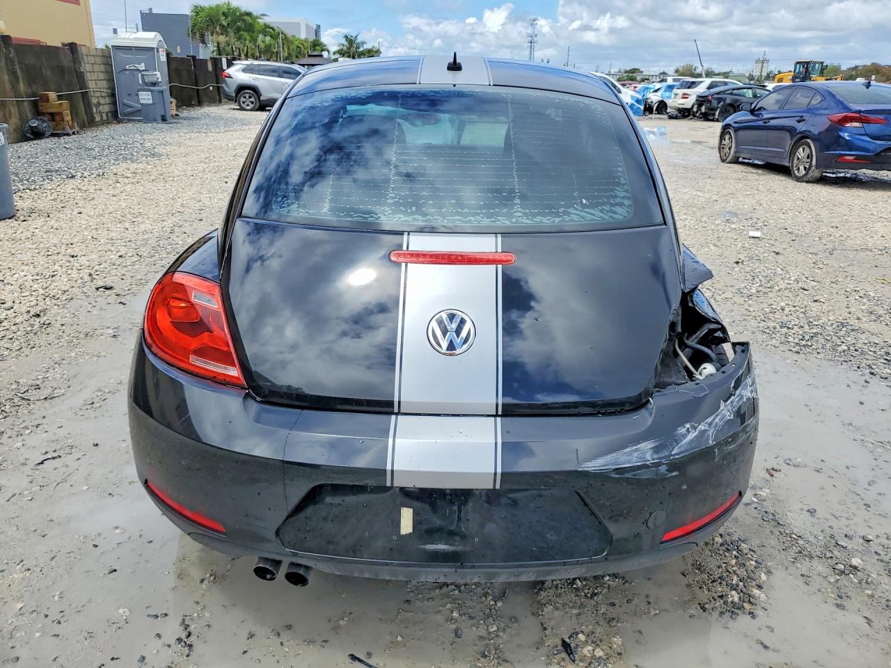 2014 VOLKSWAGEN Beetle VIN 3VWFP7AT8EM620572 photo 6