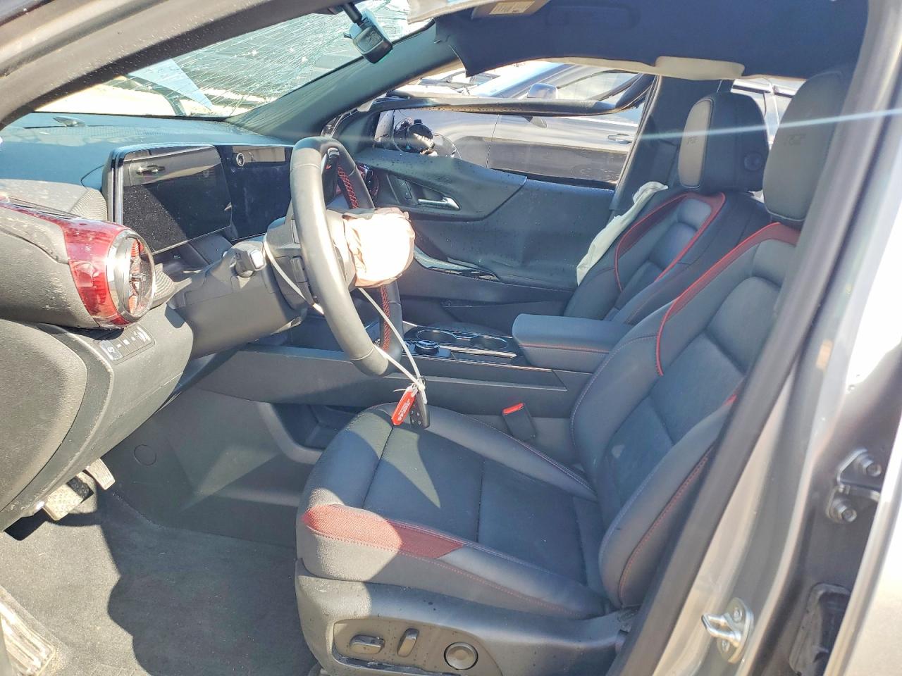 2026 Chev Equinox VIN 3GNAXTEG7TL296561 photo 7