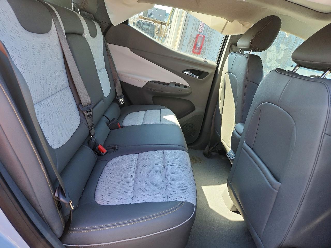 2022 Chevrolet Bolt VIN 1G1FZ6S01N4117739 photo 11