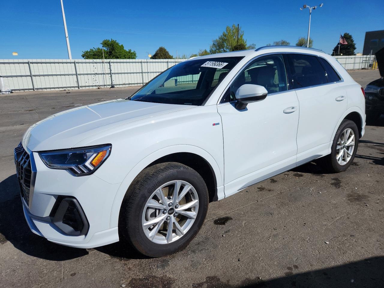 2024 Audi Q3 VIN WA1EECF30R1078175 photo 1