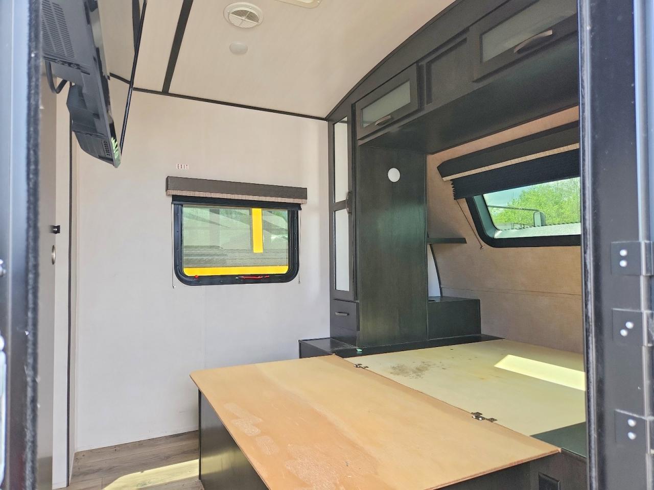 2019 FOREST All models VIN 4X4TSVE24KL036932 photo 5