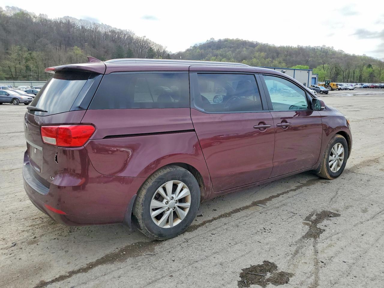 2016 Kia SEDONA VIN KNDMB5C15G6087964 photo 3