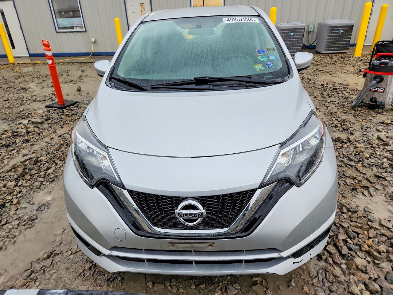 2018 Nissan Versa note VIN 3N1CE2CP0JL352568 photo 5