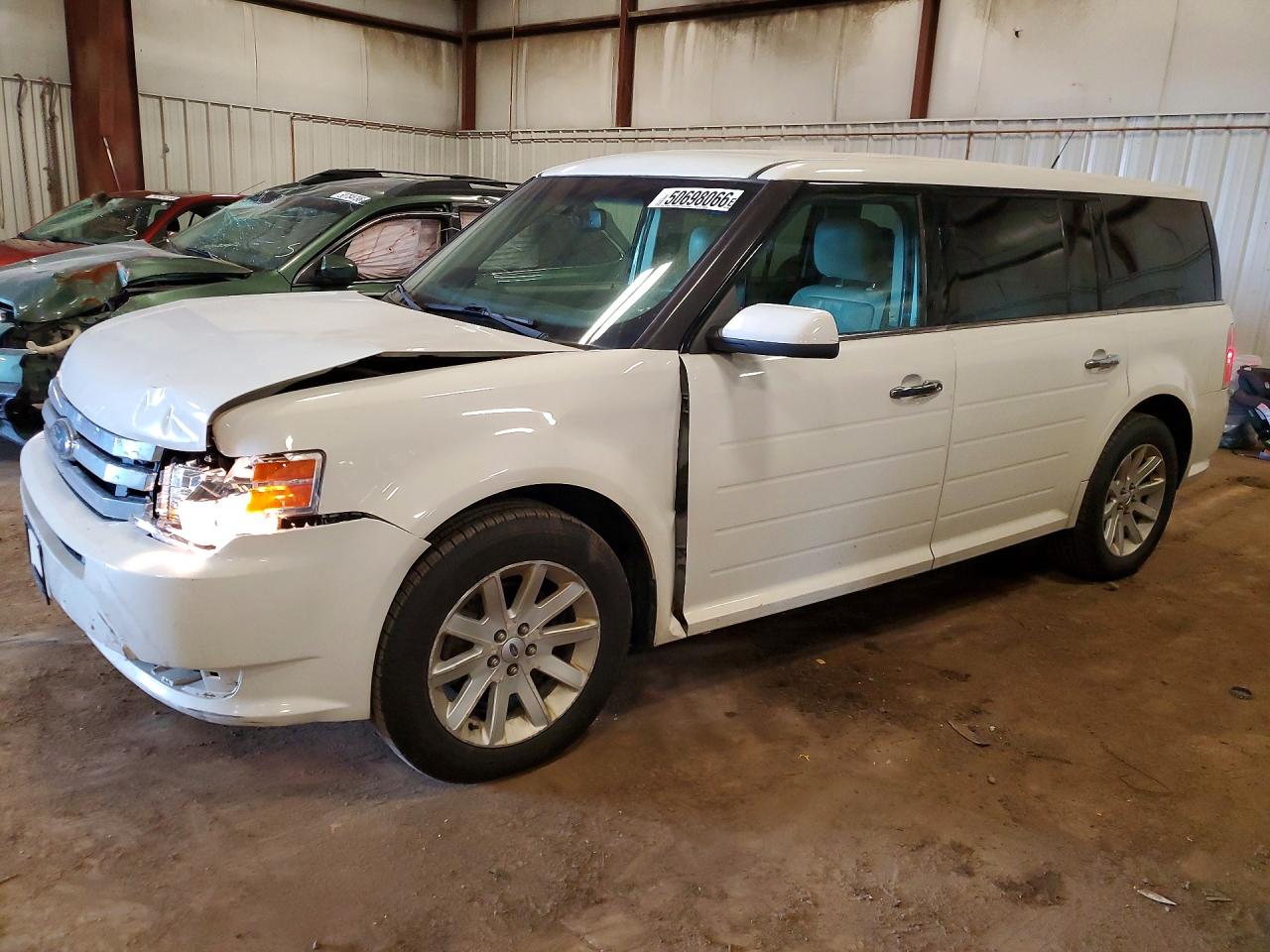 2010 Ford Flex VIN 2FMHK6CC6ABD01759 photo 1
