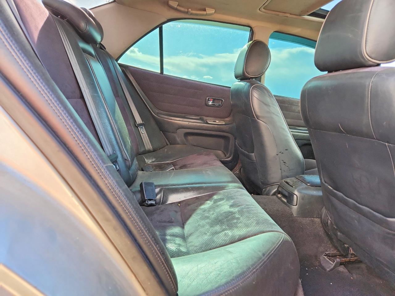 2001 LEXUS Is VIN JTHBD182010011119 photo 10