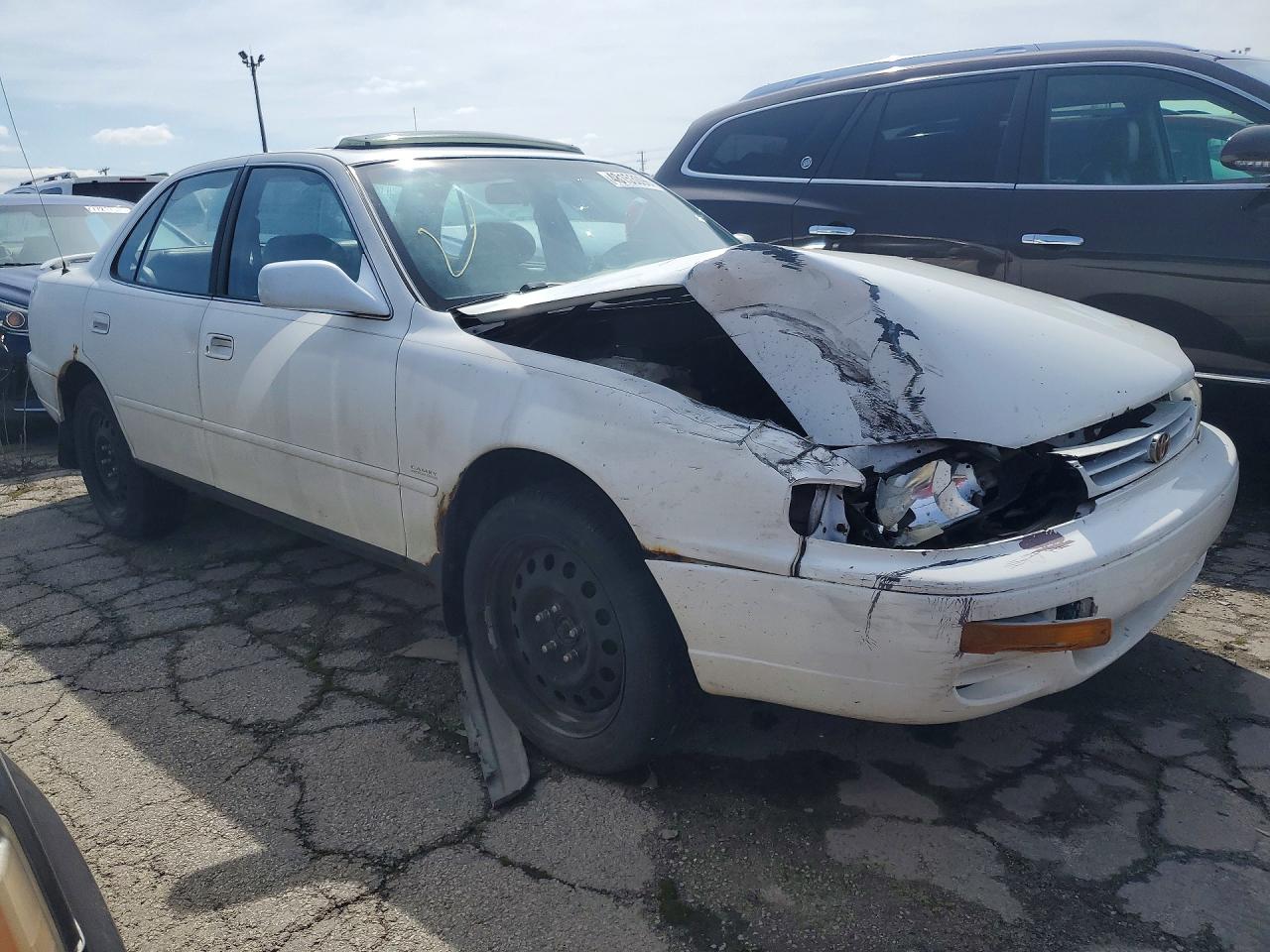 1996 TOYT Camry VIN 4T1BG12K8TU816522 photo 4