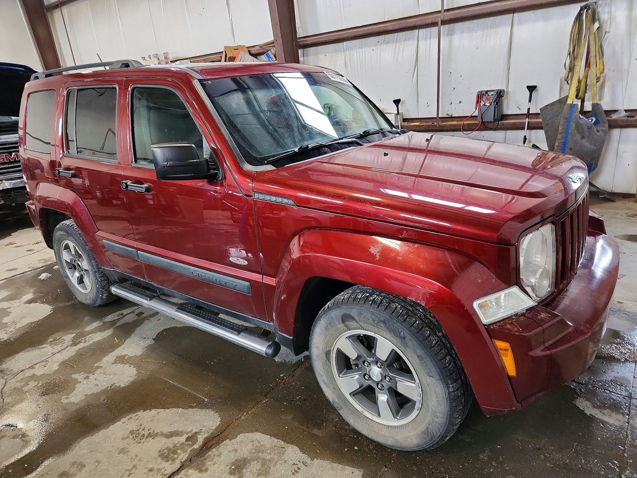 2008 Jeep Liberty VIN 1J8GN28K58W208183 photo 4