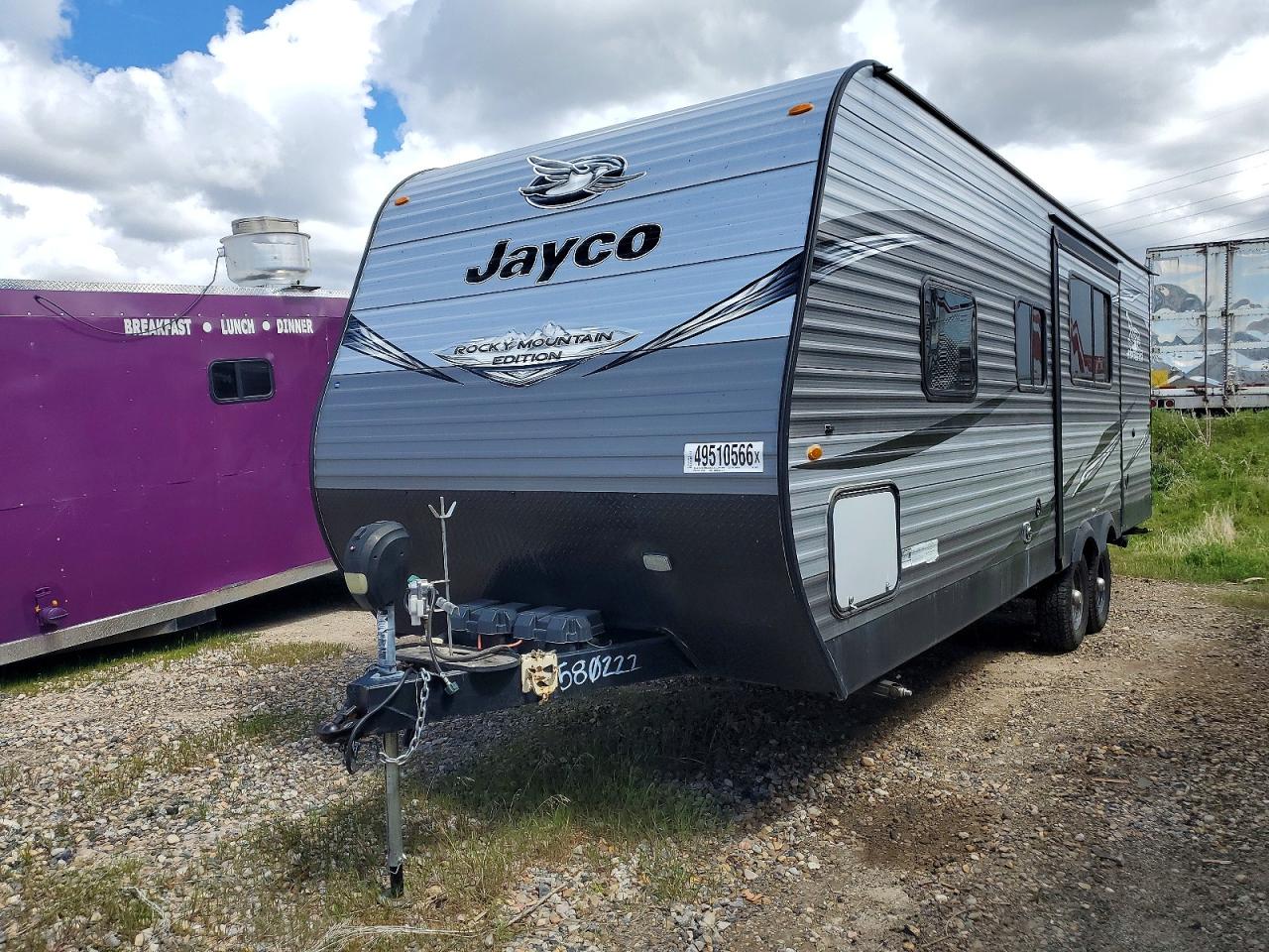 2020 JAYCO Jay flight VIN 1UJBJ0BN8L7580222 photo 2