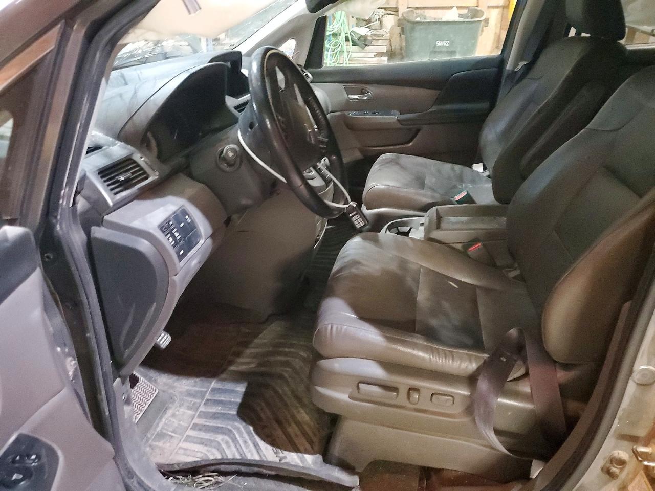 2014 Honda Odyssey VIN 5FNRL5H60EB061233 photo 7