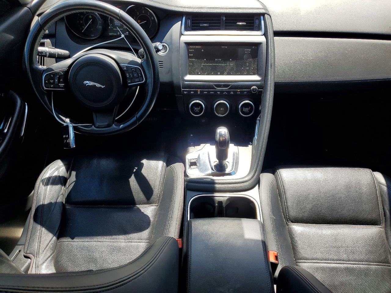 2018 JAGUAR Etype VIN SADFJ2FX6J1Z07424 photo 8
