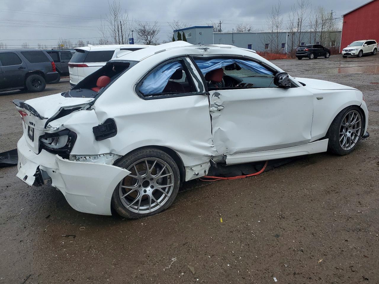 2012 BMW 1 series VIN WBAUC9C58CVM12028 photo 3
