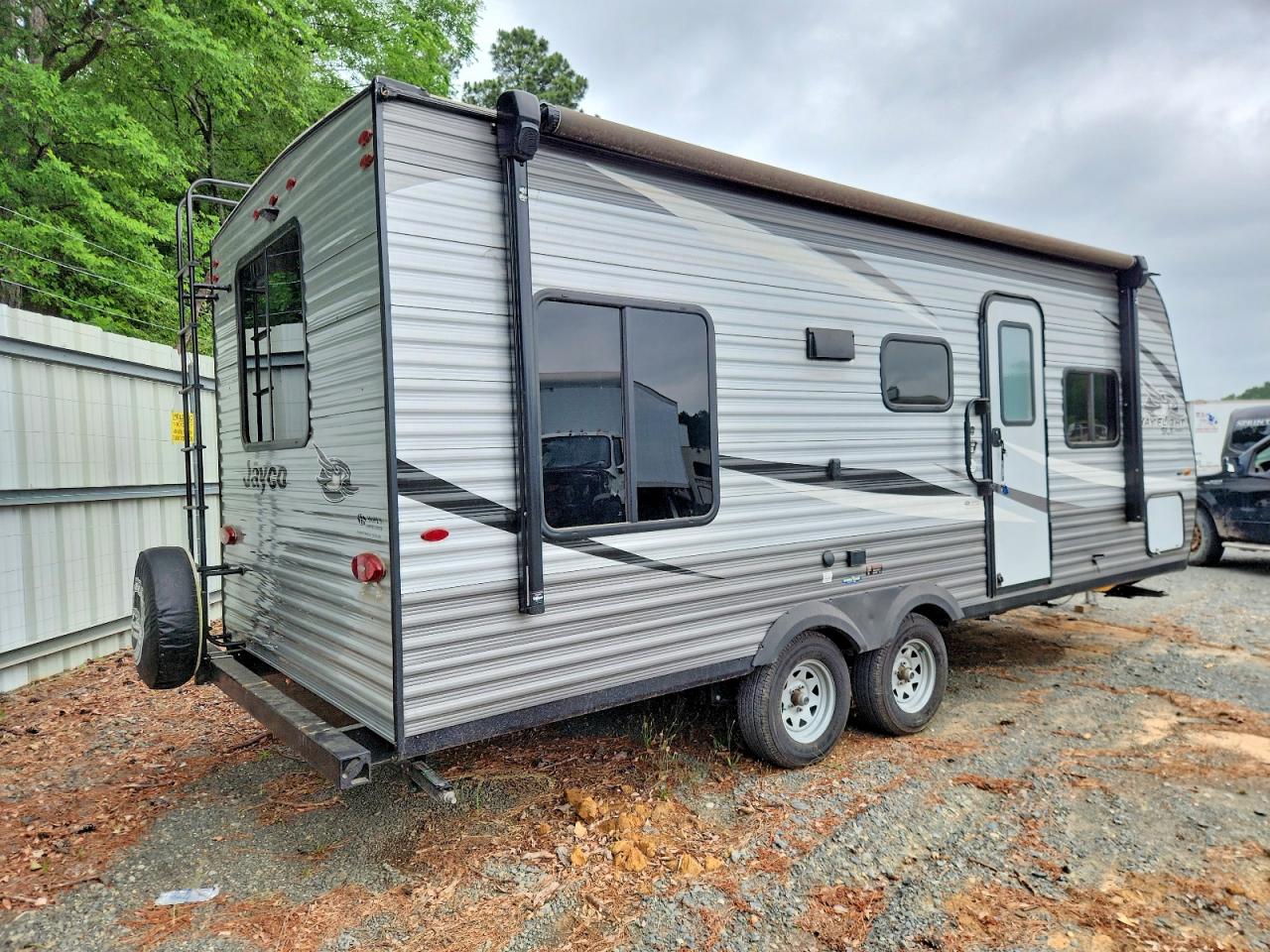 2021 JAYCO All models VIN 1UJBJ0BL2M17Z0270 photo 4