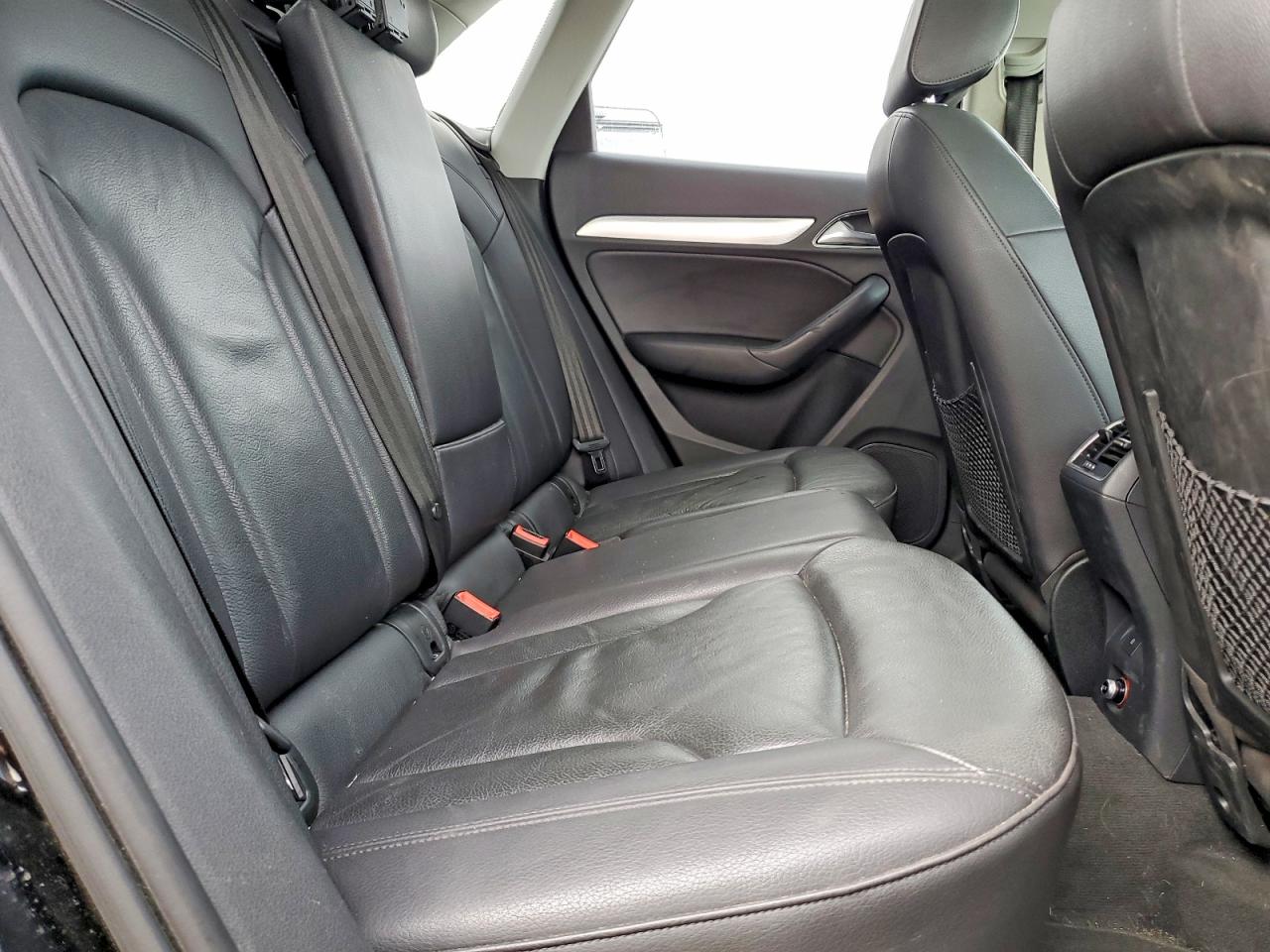 2015 Audi Q3 VIN WA1EFCFS7FR007430 photo 11