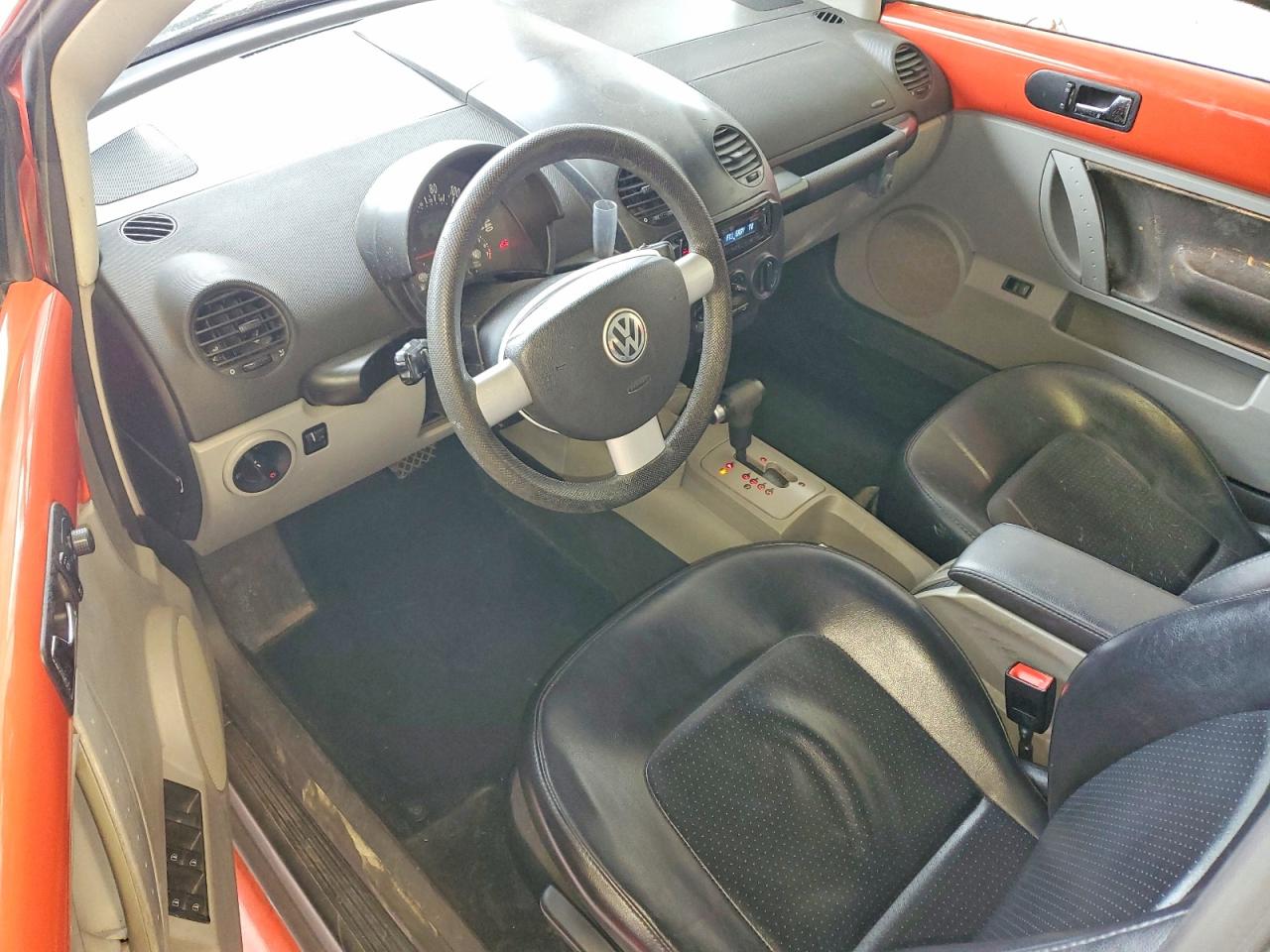 2003 VOLKSWAGEN Beetle VIN 3VWCK21Y43M318077 photo 8