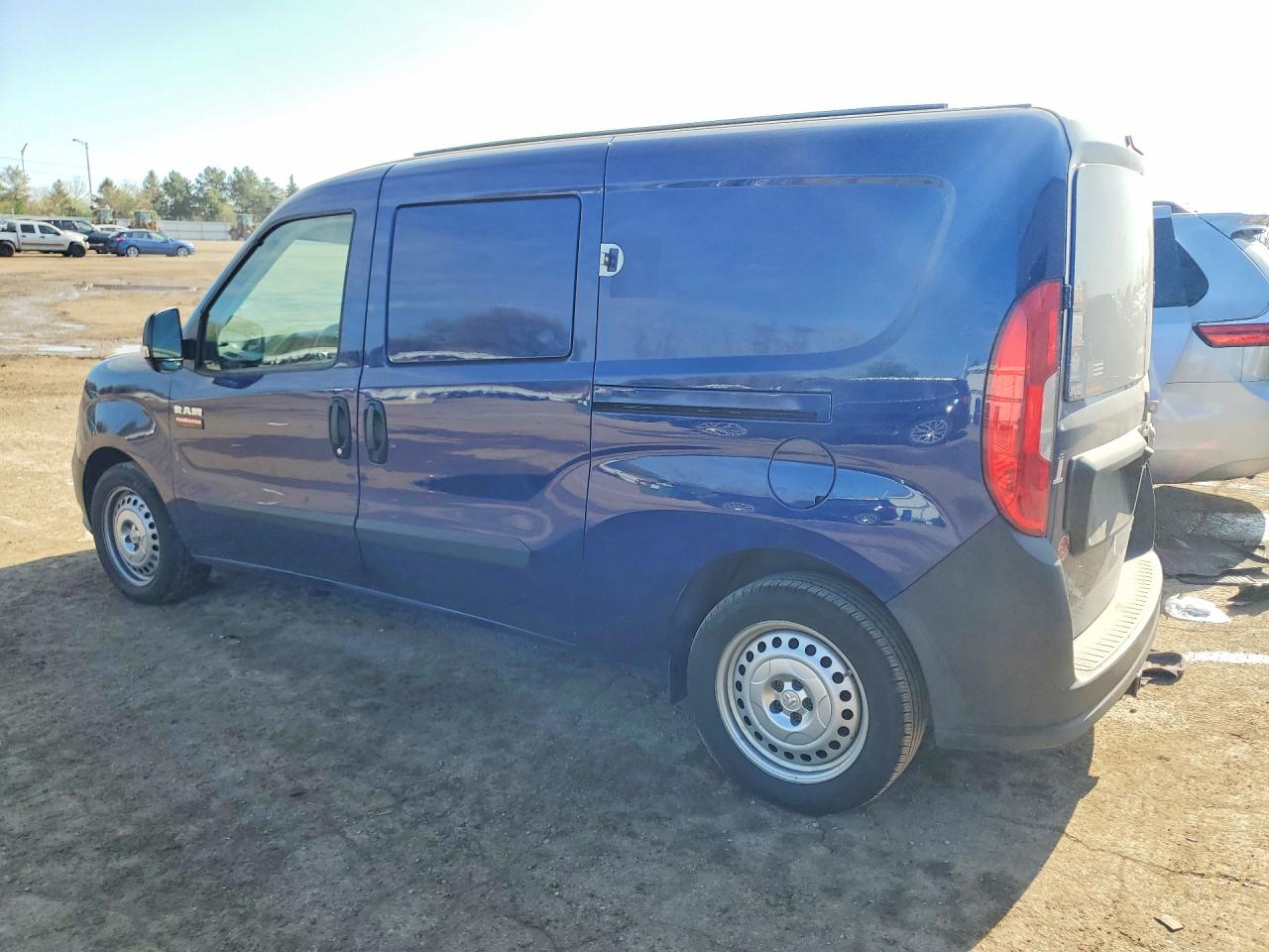 2019 Ram Promaster VIN ZFBHRFAB7K6M03472 photo 2