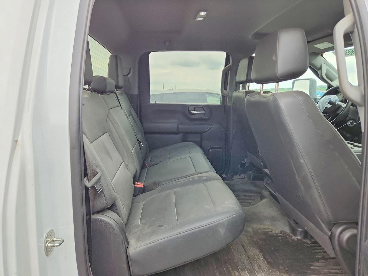 2023 Chevrolet All models VIN 1GB1WLE71PF244200 photo 10