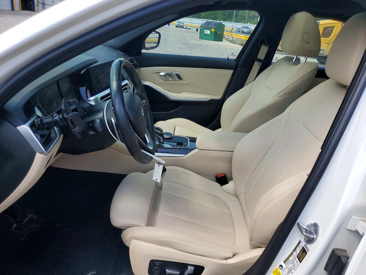 2021 BMW 3 series VIN 3MW5R1J0XM8B67068 photo 7