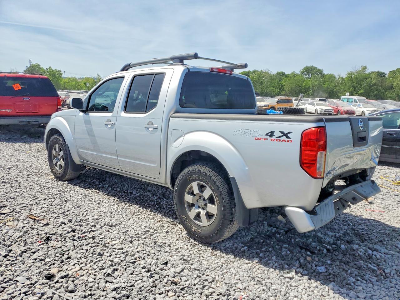 2011 Nissan Frontier VIN 1N6AD0ERXBC436871 photo 2