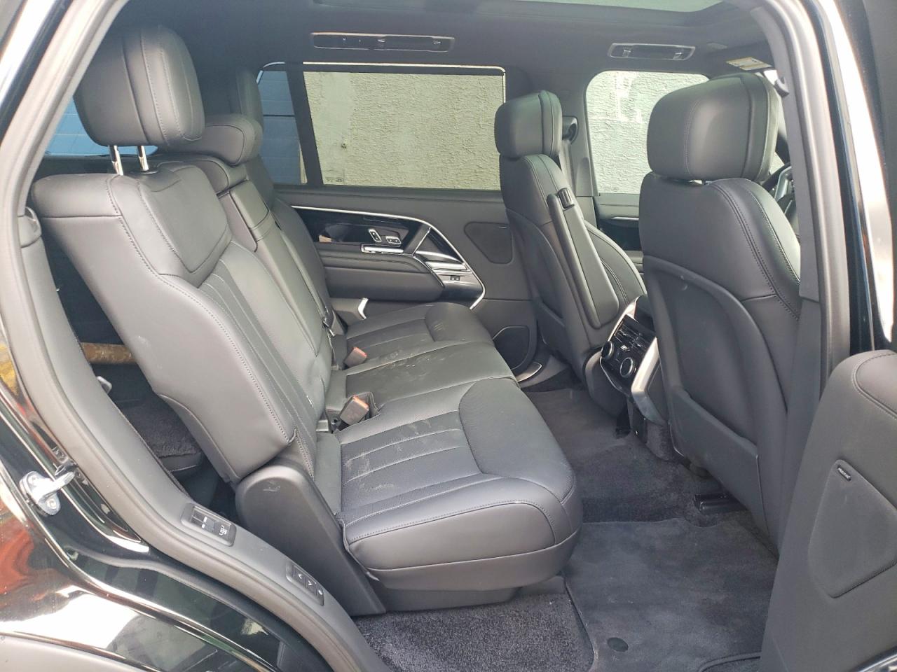 2025 Land Rangerover VIN SALKPBE90SA308752 photo 11