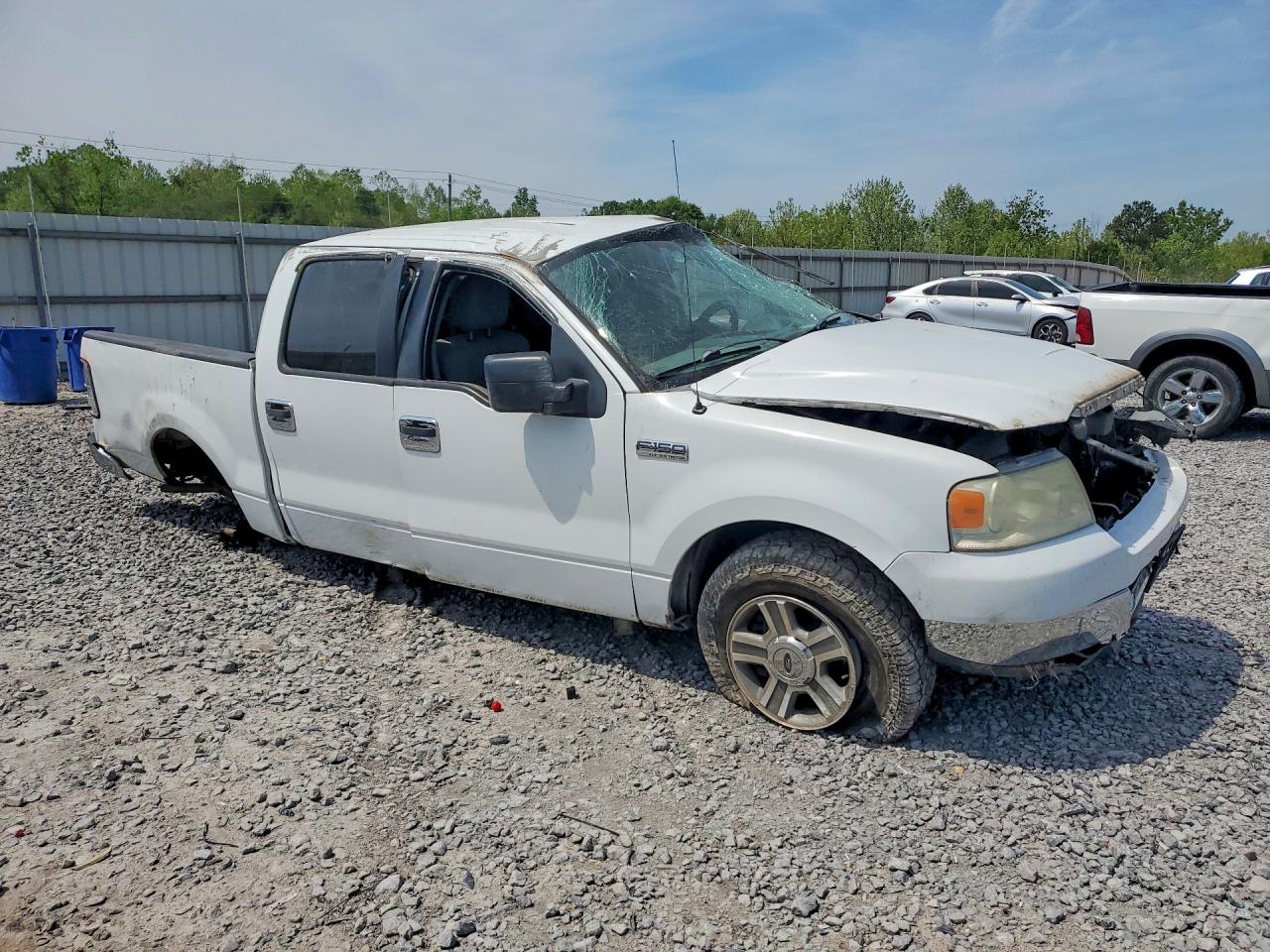 2005 Ford F150 VIN 1FTPW12565KF03457 photo 4