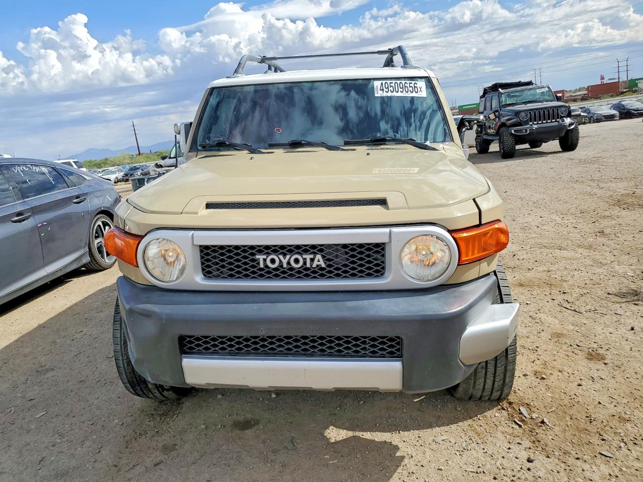 2011 Toyota Fj cruiser VIN JTEBU4BF0BK104156 photo 5