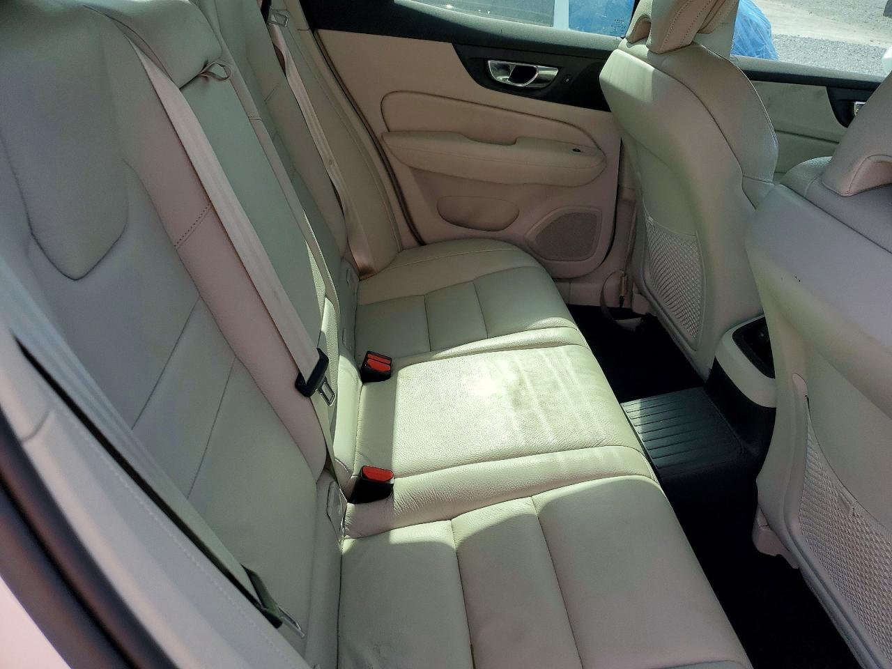 2022 Volvo S60 VIN 7JRBR0FLXNG178093 photo 10