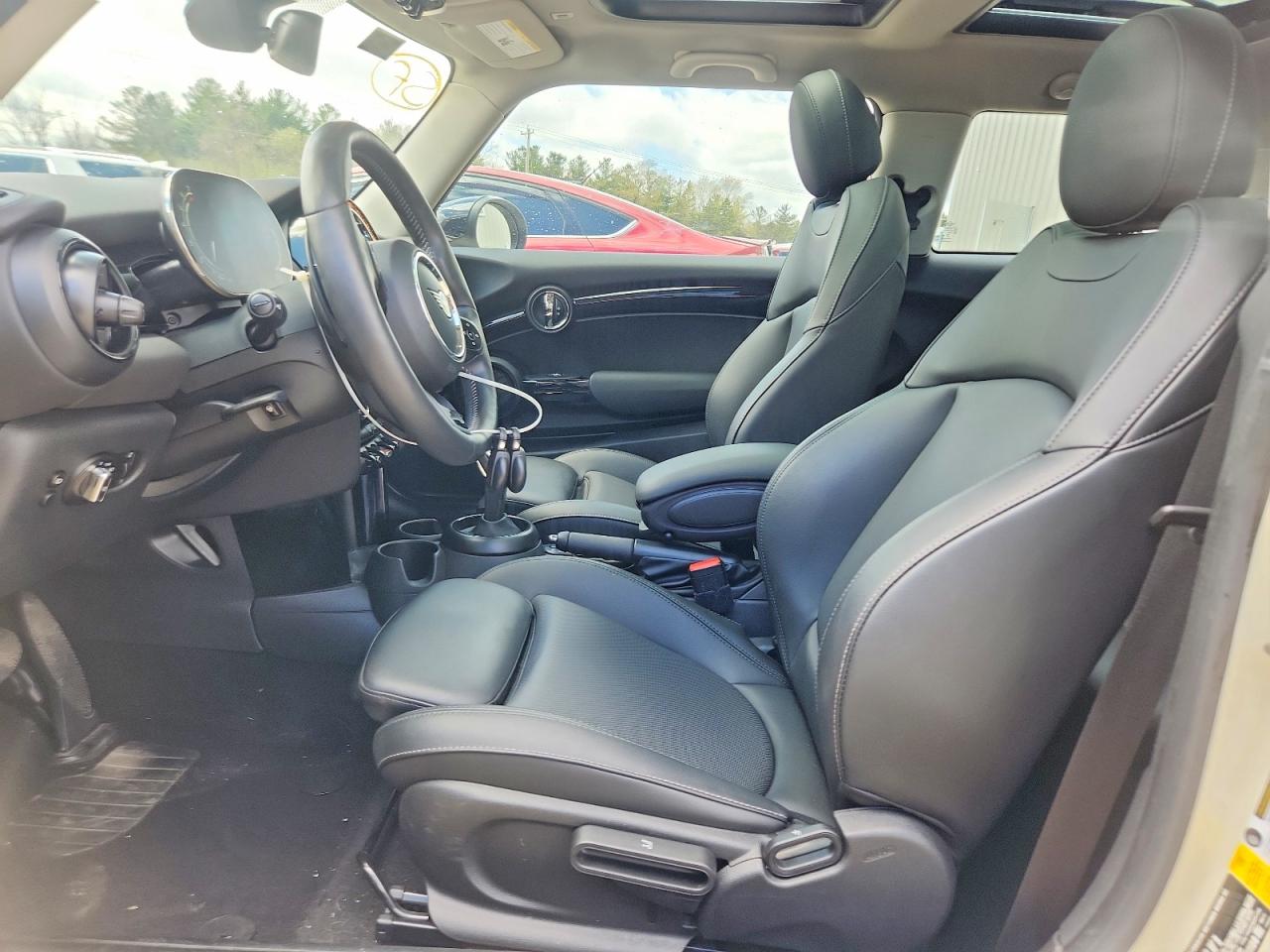 2022 Mini Cooper VIN WMW53DH07N2R60286 photo 7