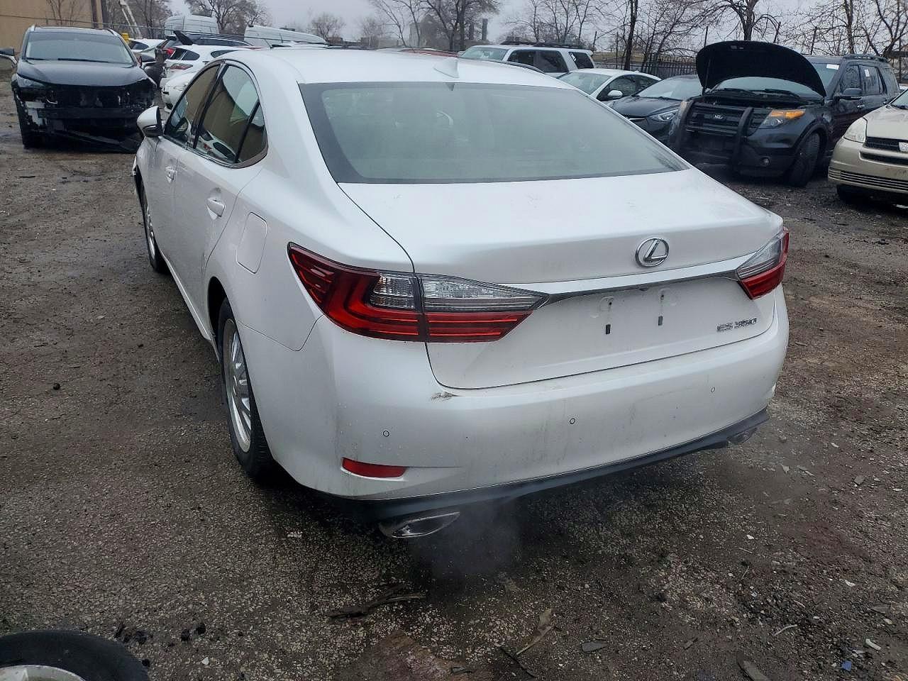 2016 Lexus ES350 VIN JTHBK1GG6G2214595 photo 3