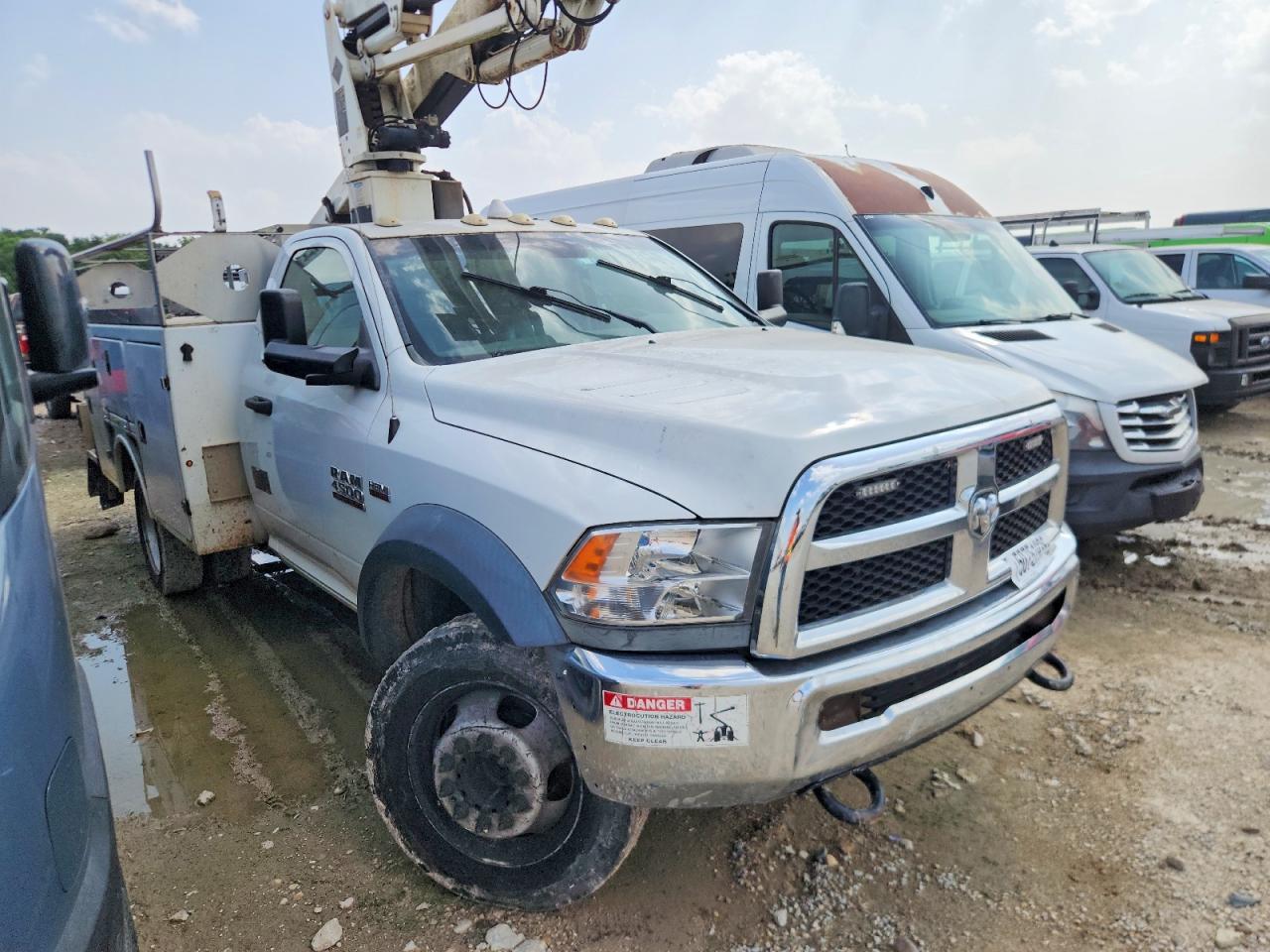 2015 Dodge 4500 VIN 3C7WRKAJ2FG675231 photo 1