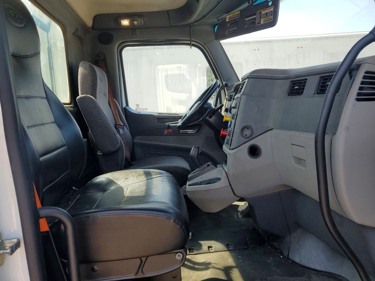 2017 PETERBILT All other VIN 1XPBA48X7HD428889 photo 5