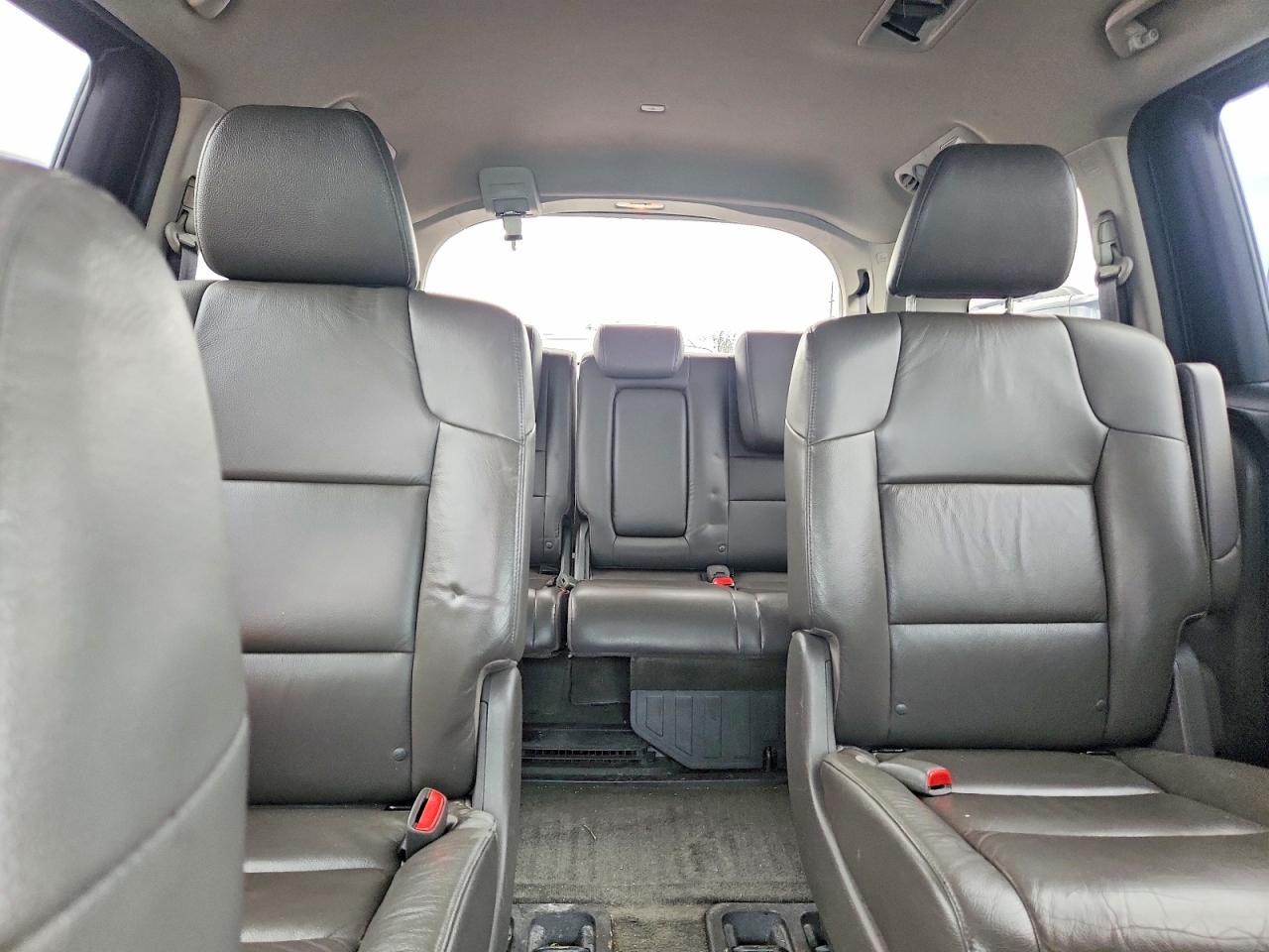 2012 Honda Odyssey VIN 5FNRL5H9XCB120795 photo 10
