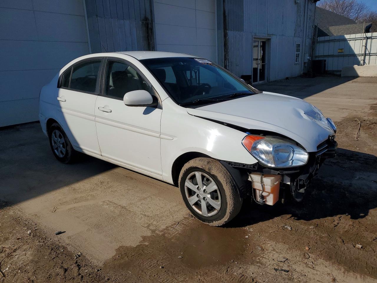 2011 Hyundai Accent VIN KMHCN4AC5BU610367 photo 4