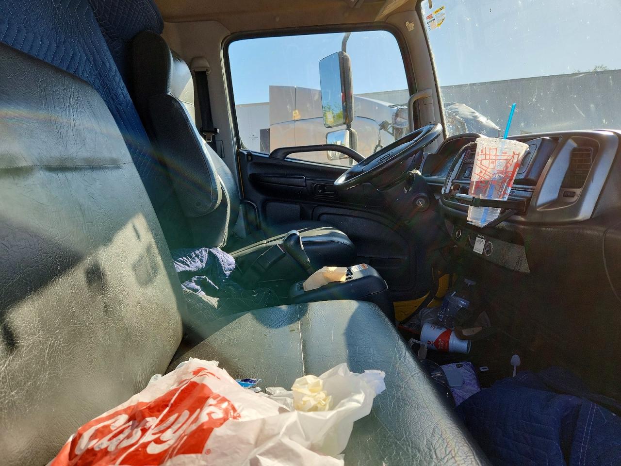 2019 HINO All other VIN 5PVNJ8JV1K4S70636 photo 5