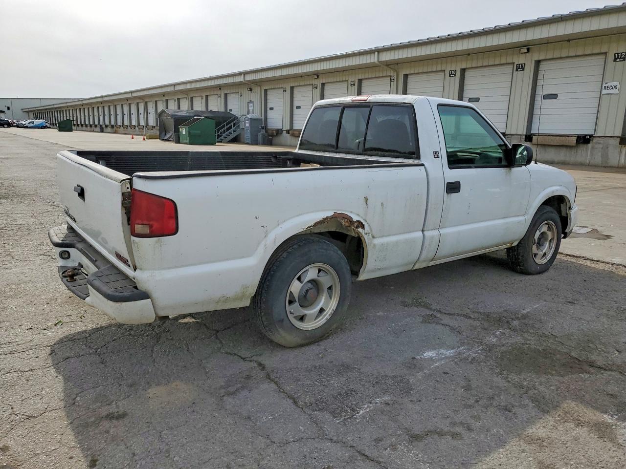 2000 GMC Sonoma VIN 1GTCS1440Y8188283 photo 3