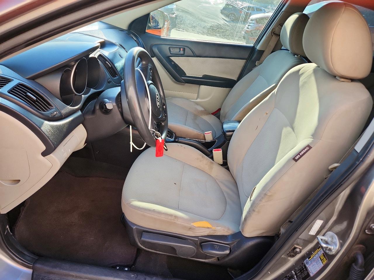 2011 KIA Forte VIN KNAFU4A2XB5358425 photo 7