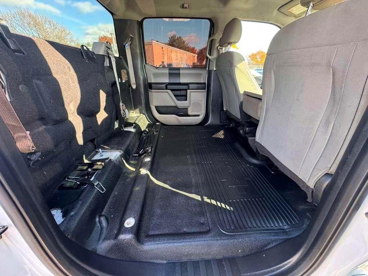 2017 Ford F350 VIN 1FT8W3DT7HED16940 photo 6