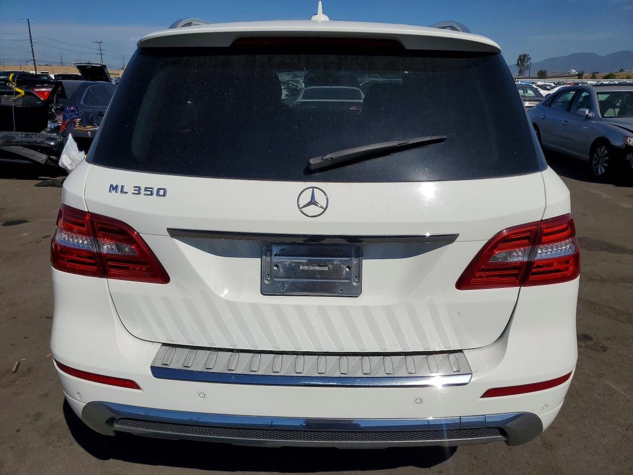 2014 Mercedes-Benz M-class VIN 4JGDA5JB2EA293294 photo 6